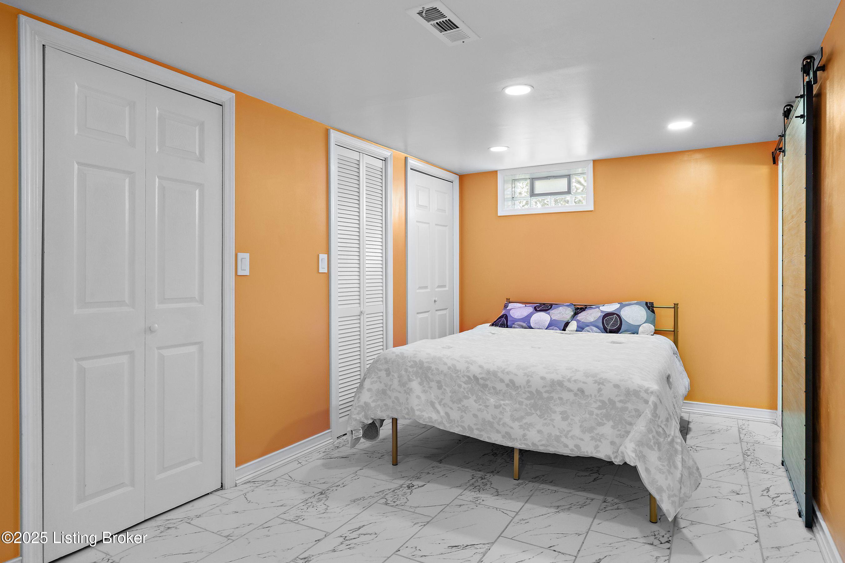 10907 Torrington Road Louisville, KY 40272 - Photo 27 of 38 IMG_1613 2