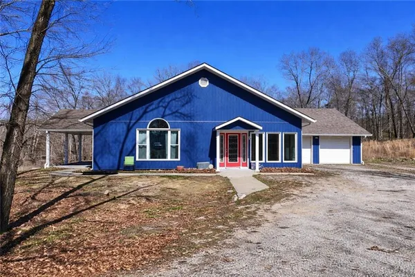 $465,000 | 875 Highway 54, Osceola, MO 64776