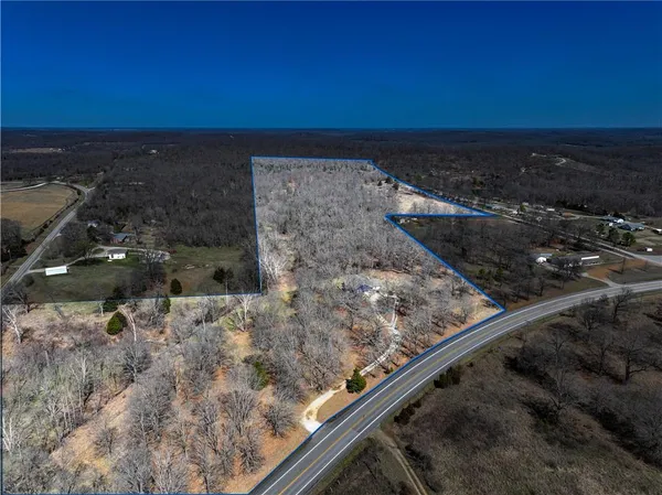 $465,000 | 875 Highway 54, Osceola, MO 64776