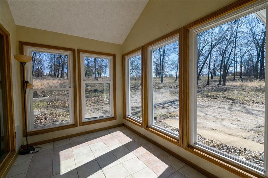 875 Highway 54 Osceola, MO 64776 - Photo 10 of 44