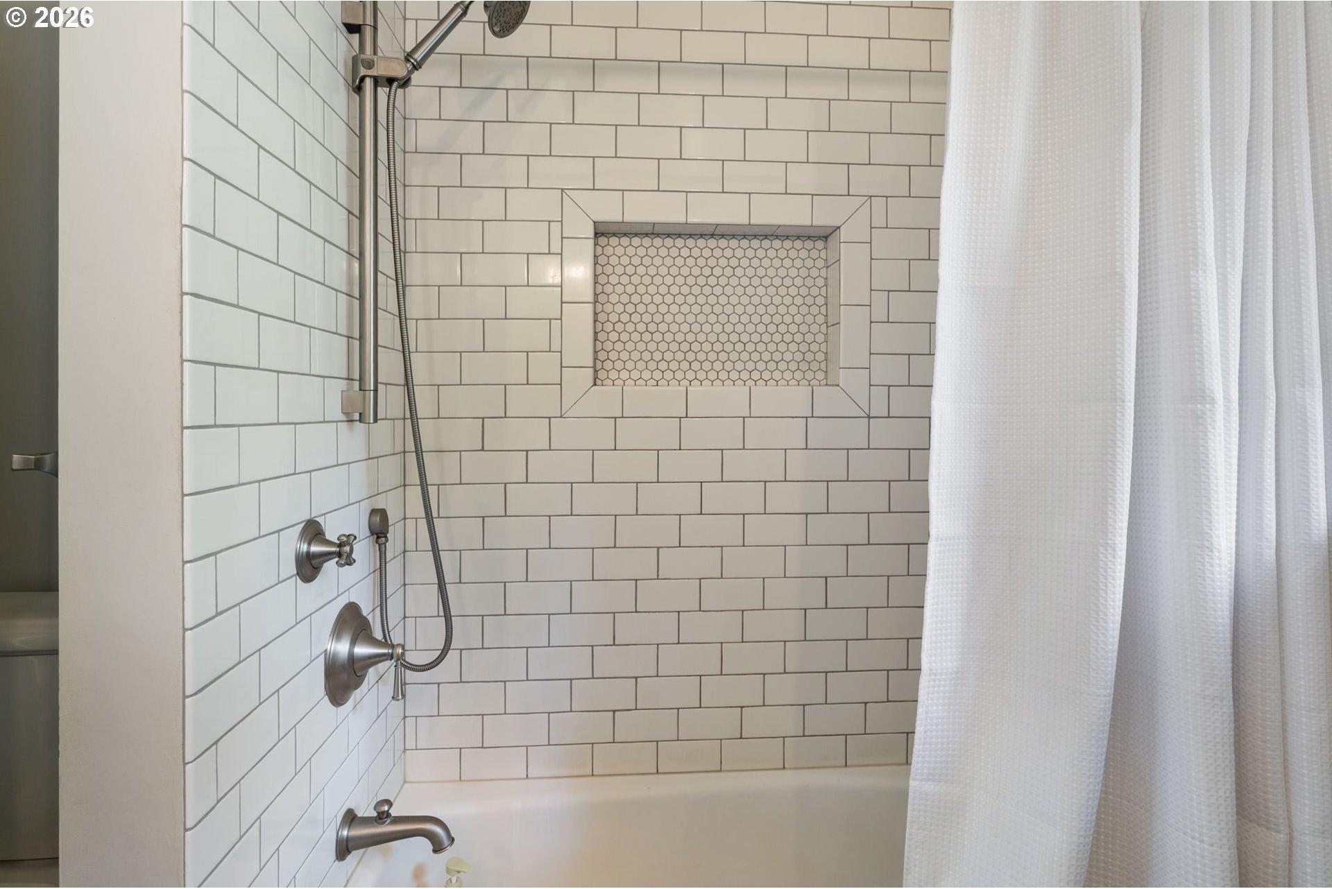 9125 Southwest Garden Home Road Portland, OR 97223 - Photo 19 of 38 Gallery Image 19