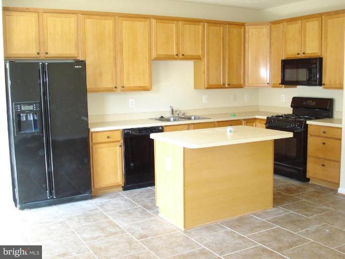 9706 Biggs Road Middle River, MD 21220 - Photo 6 of 11 Kitchen