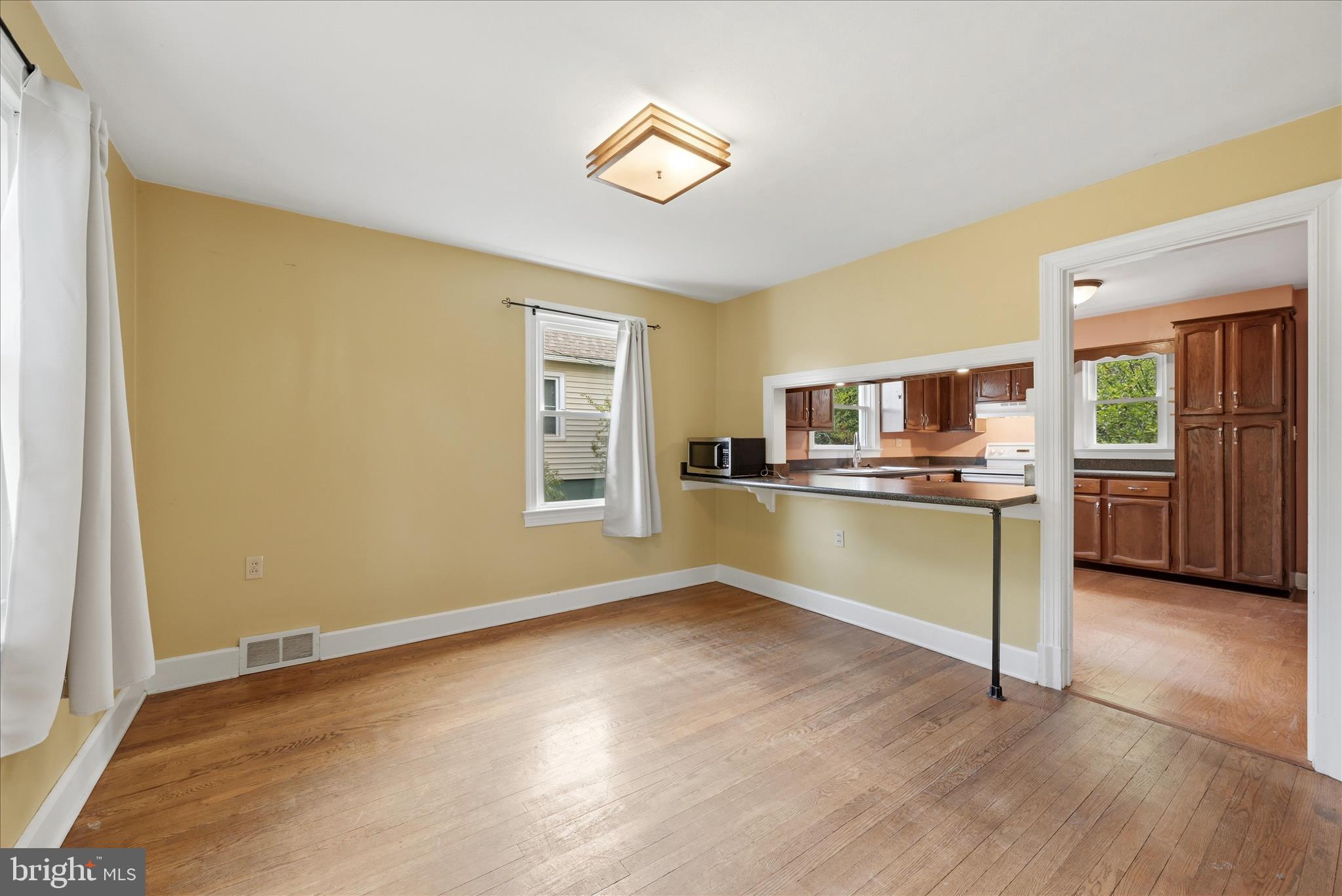 410 North Pleasant Valley Road Winchester, VA 22601 - Photo 16 of 53 Dining Area
