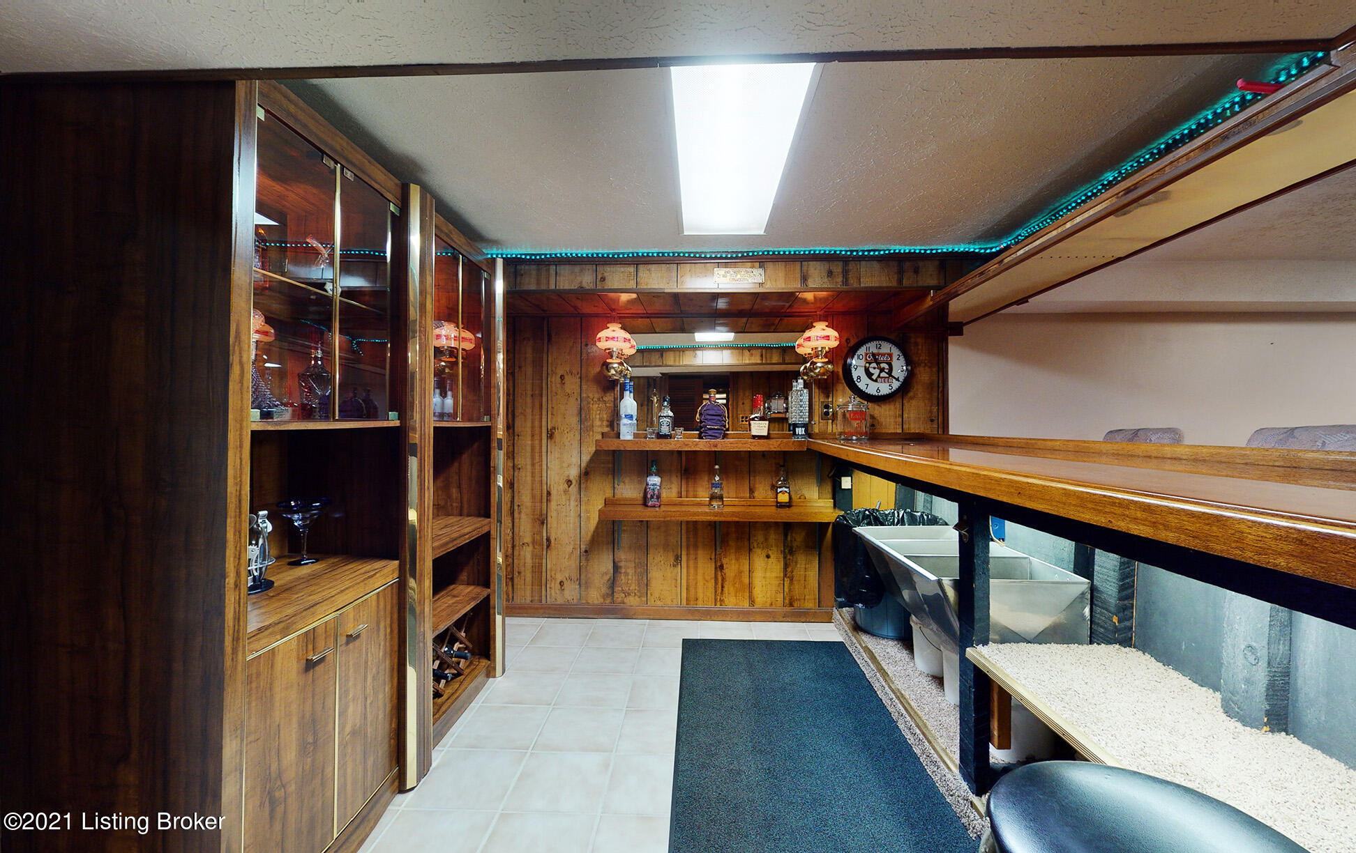 4134 Dover Road Louisville, KY 40216 - Photo 41 of 98 4134-Dover-Rd-05132021-043