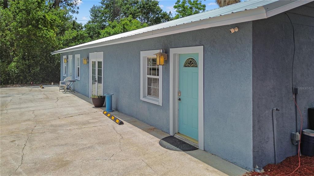 6515 Dimarco Road Tampa, FL 33634 - Photo 39 of 66 a backyard of a house