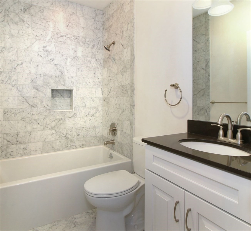 4 Kemp Street, Unit 1 Boston, MA 02127 - Photo 5 of 16