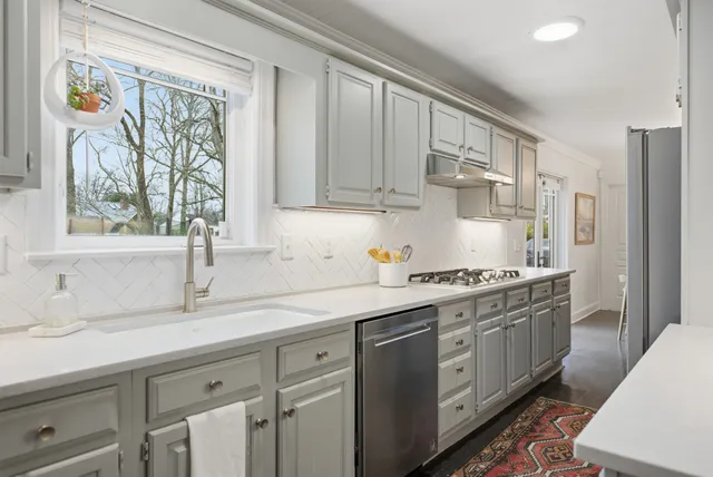 $869,900 | 950 Draughon Avenue, Nashville, TN 37204