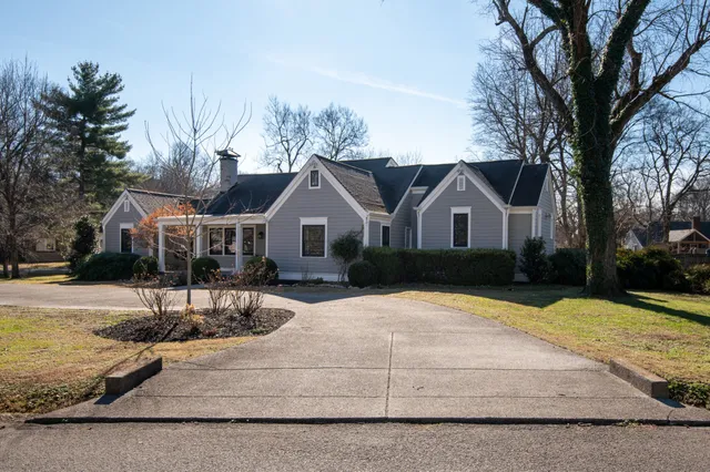 $869,900 | 950 Draughon Avenue, Nashville, TN 37204