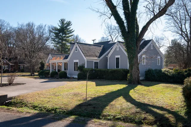 $869,900 | 950 Draughon Avenue, Nashville, TN 37204