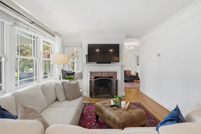 $869,900 | 950 Draughon Avenue, Nashville, TN 37204