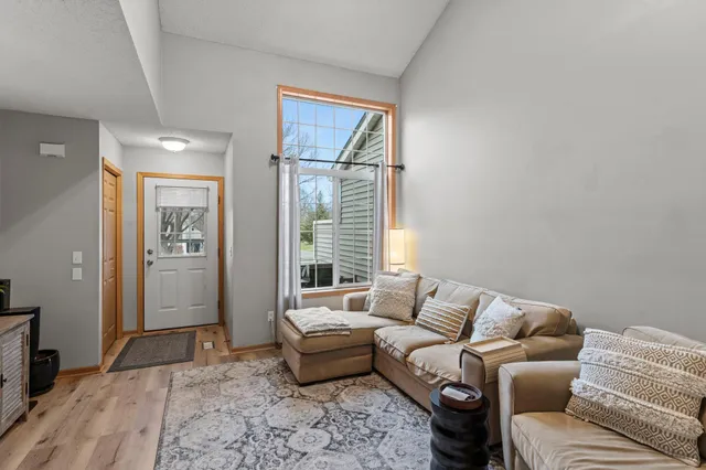 $275,000 | 20628 Fenston Avenue North, Forest Lake, MN 55025