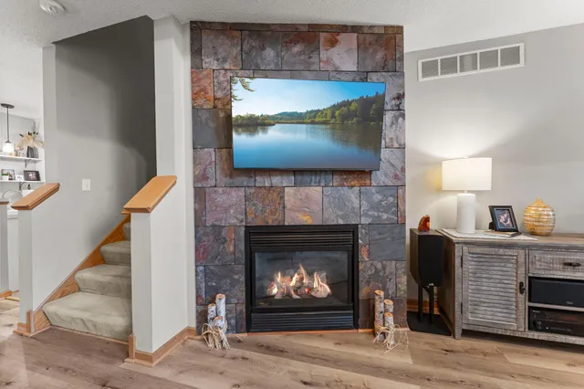 $275,000 | 20628 Fenston Avenue North, Forest Lake, MN 55025