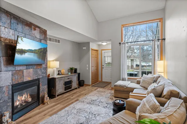 $275,000 | 20628 Fenston Avenue North, Forest Lake, MN 55025