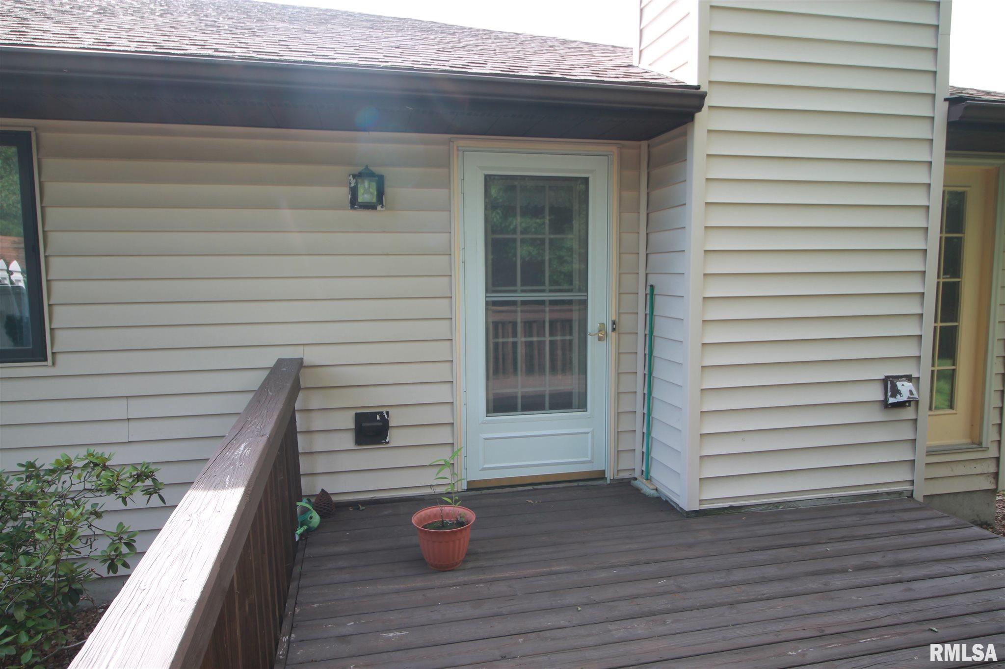 1712 Devonwood Springfield, IL 62704 - Photo 33 of 36 Gallery Image 33