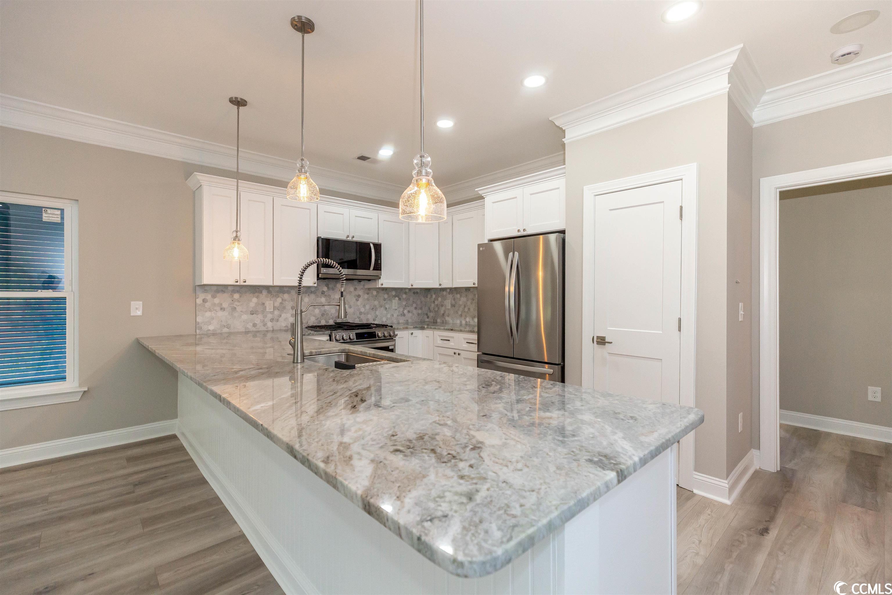 512 6th Avenue South Surfside Beach, SC 29575 - Photo 5 of 40