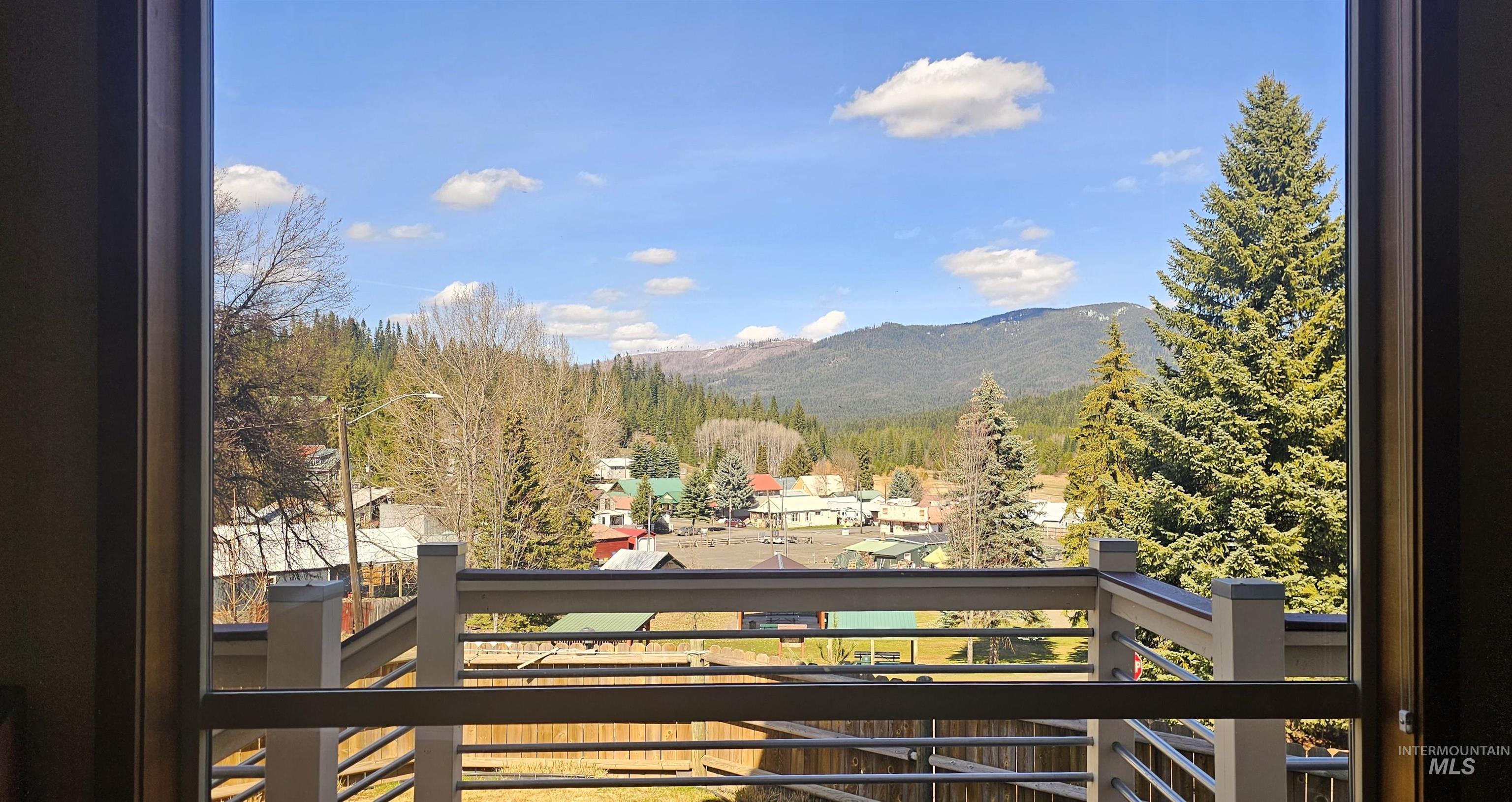 204 South 2nd Street Elk River, ID 83827 - Photo 12 of 50