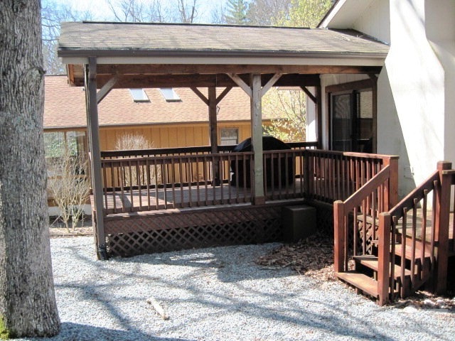 36 Overlook Road Newland, NC 28657 - Photo 2 of 16 Gallery Image 2