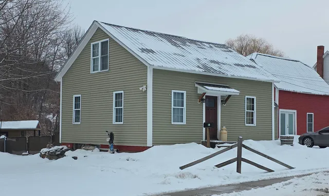 $319,000 | 147 South Street, Springfield, VT 05156