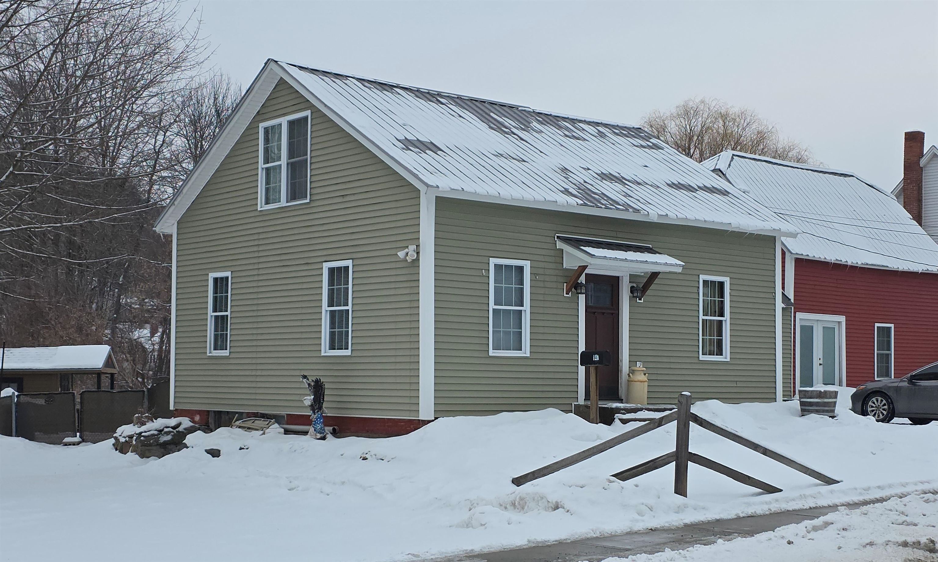 147 South Street Springfield, VT 05156 - Photo 2 of 51