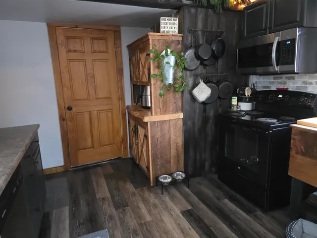 $319,000 | 147 South Street, Springfield, VT 05156