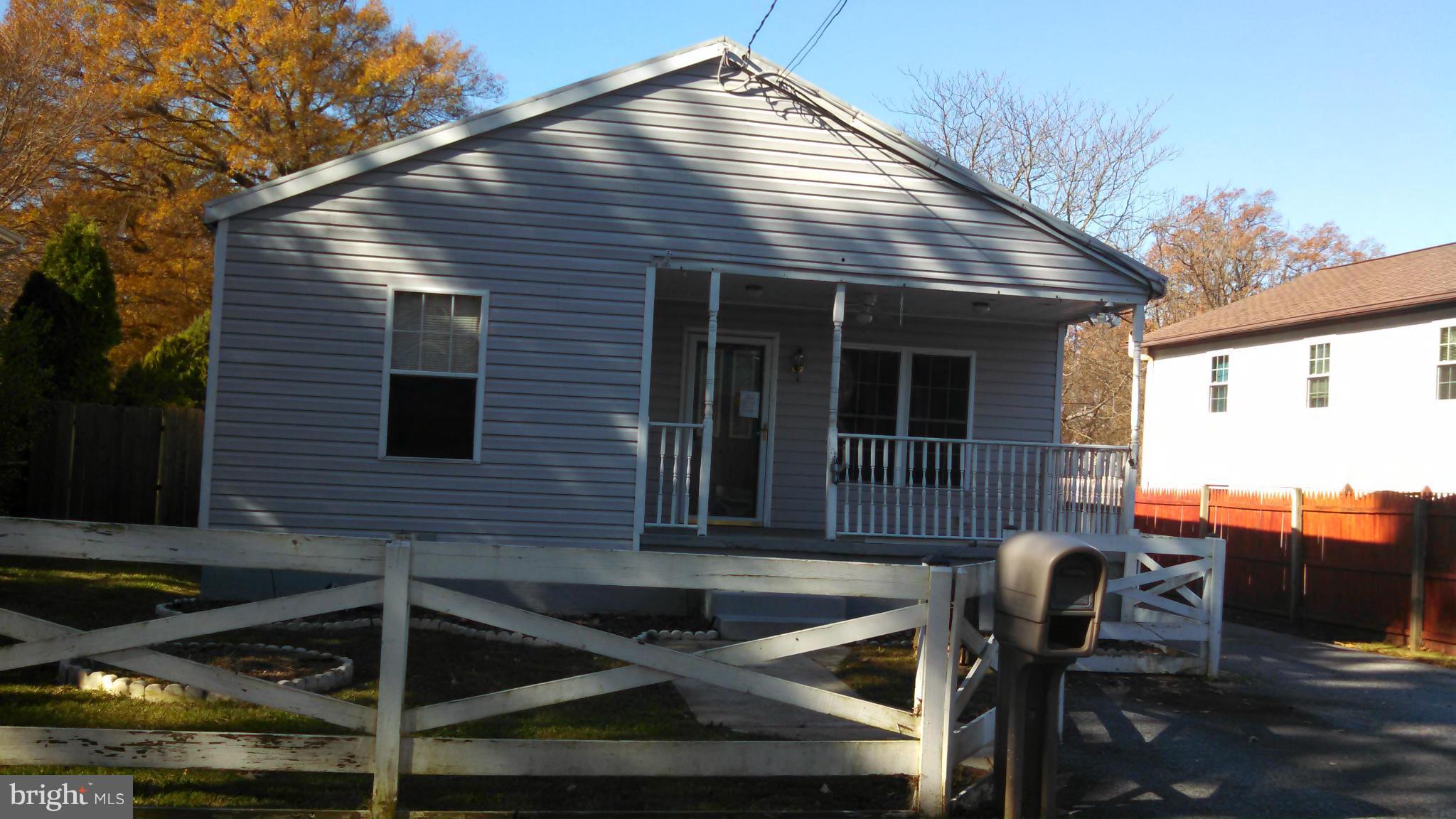Exterior (Front)