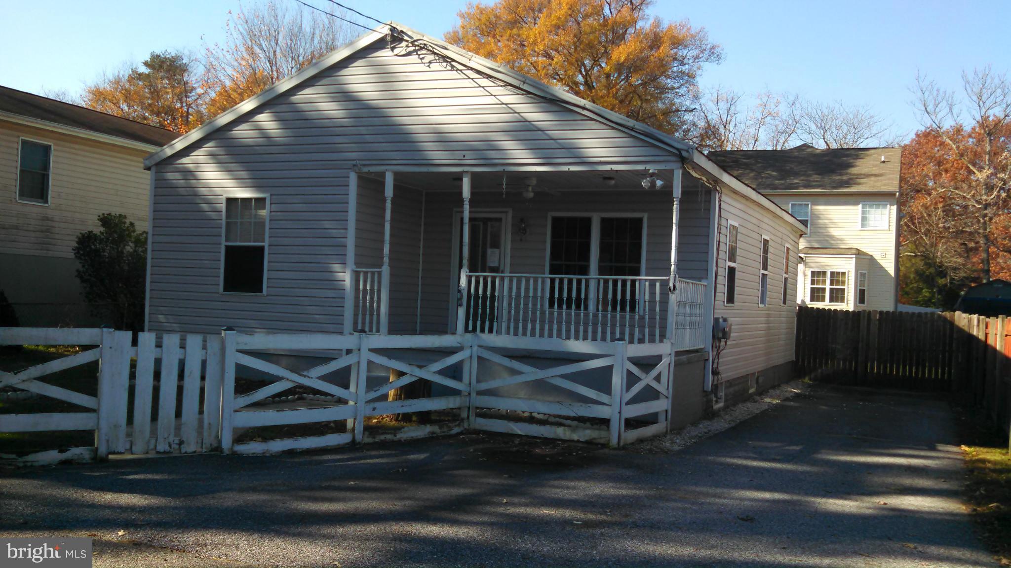 Exterior (Front)