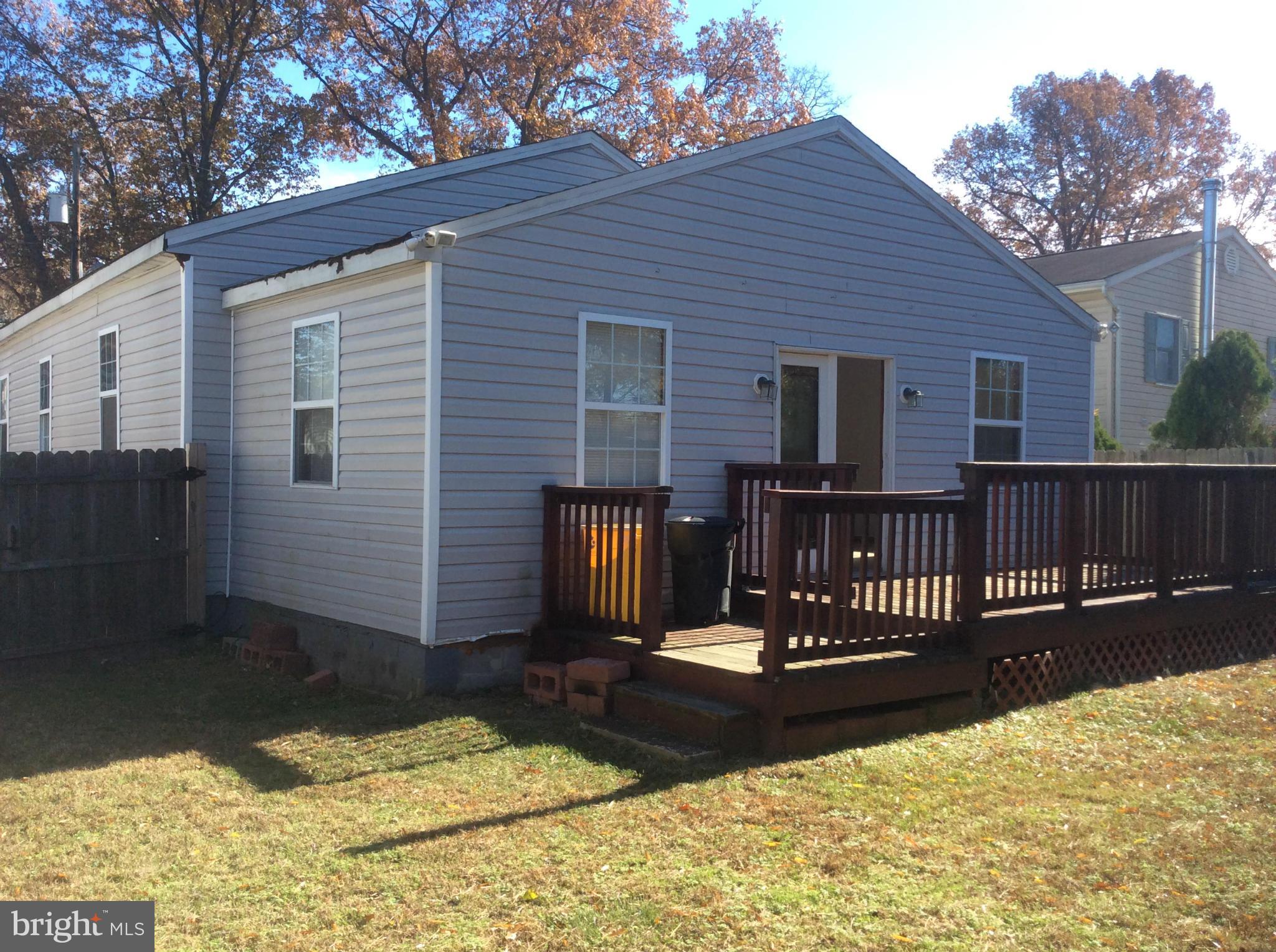 Exterior (Rear)
