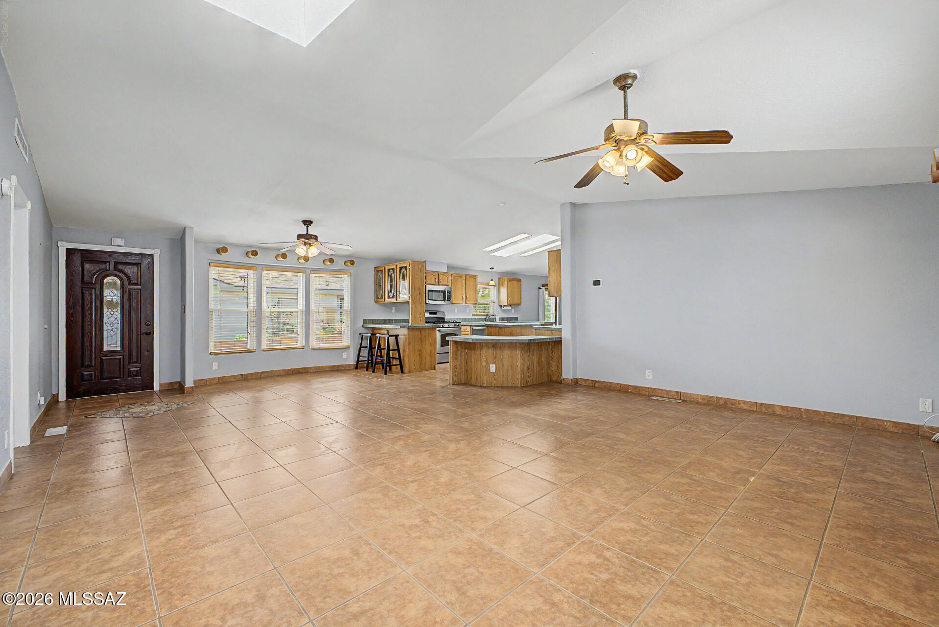 7142 South Rincon Ridge Drive Tucson, AZ 85756 - Photo 16 of 40 Living Room