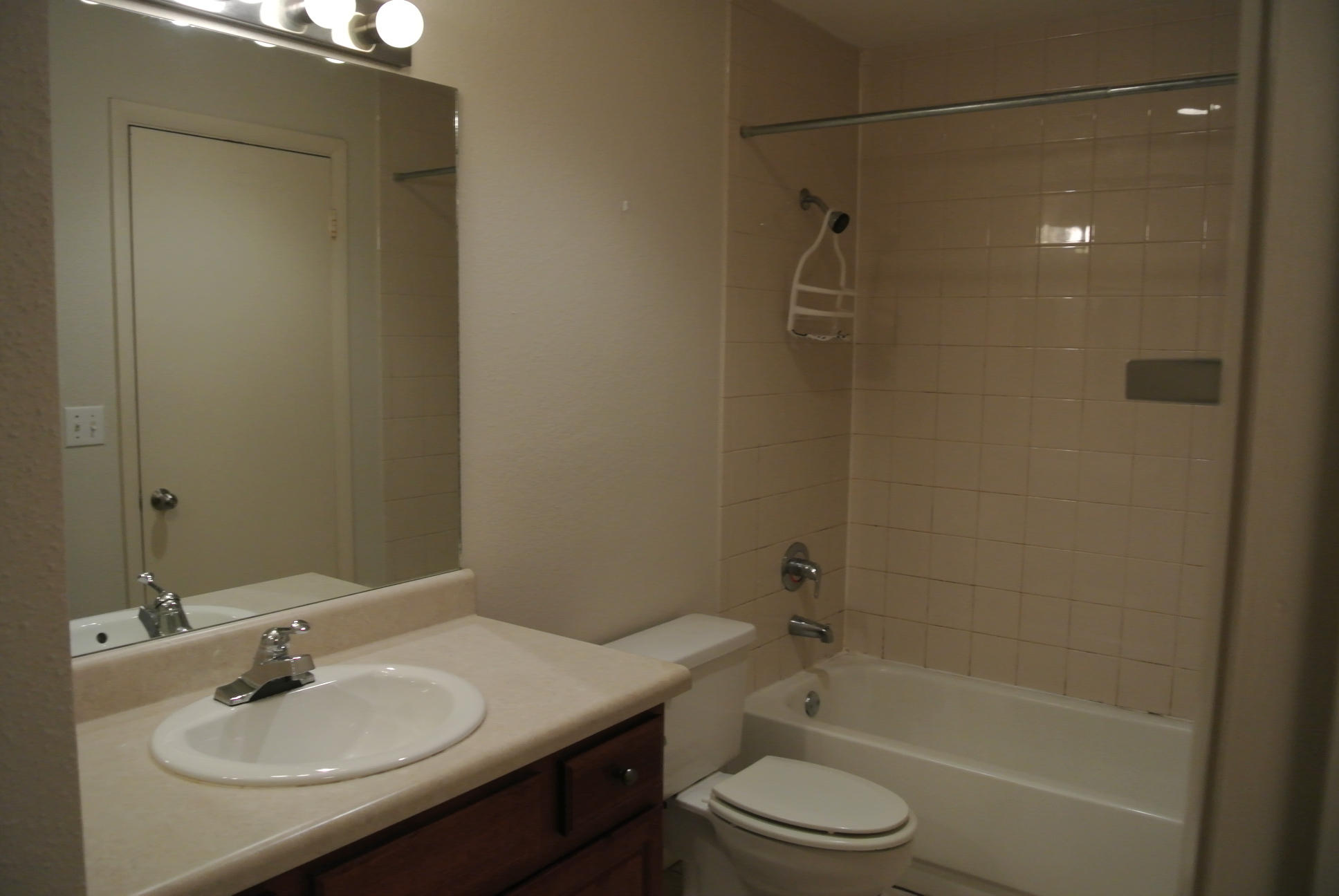 1481 Center St Extension, Unit 706 Mount Pleasant, SC 29464 - Photo 10 of 17 DSC_0268