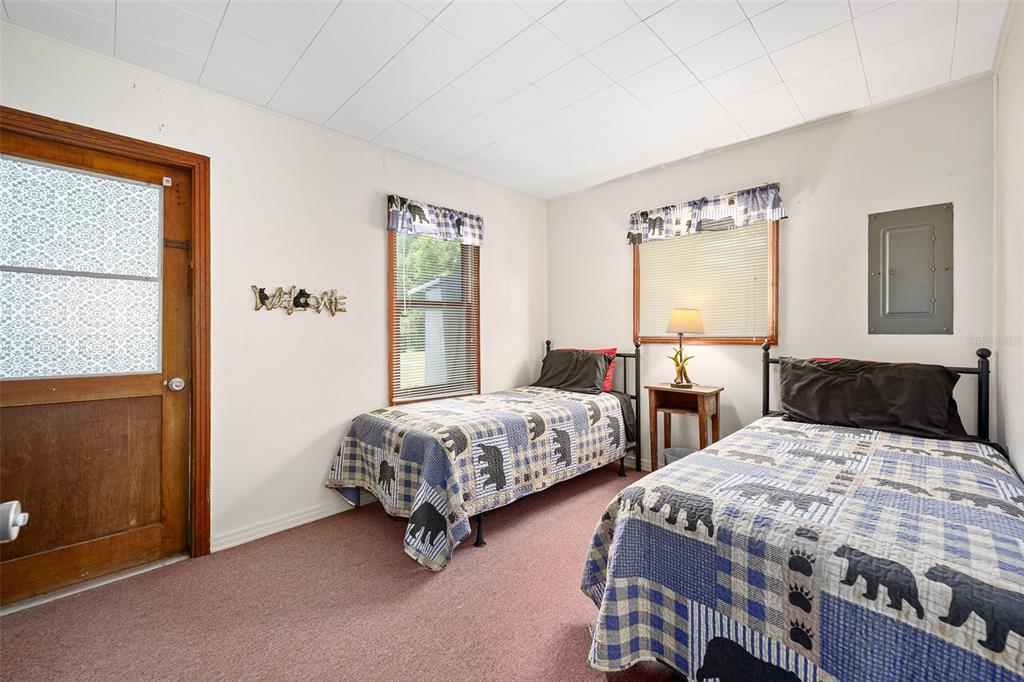 55521 Front Street Astor, FL 32102 - Photo 18 of 39
