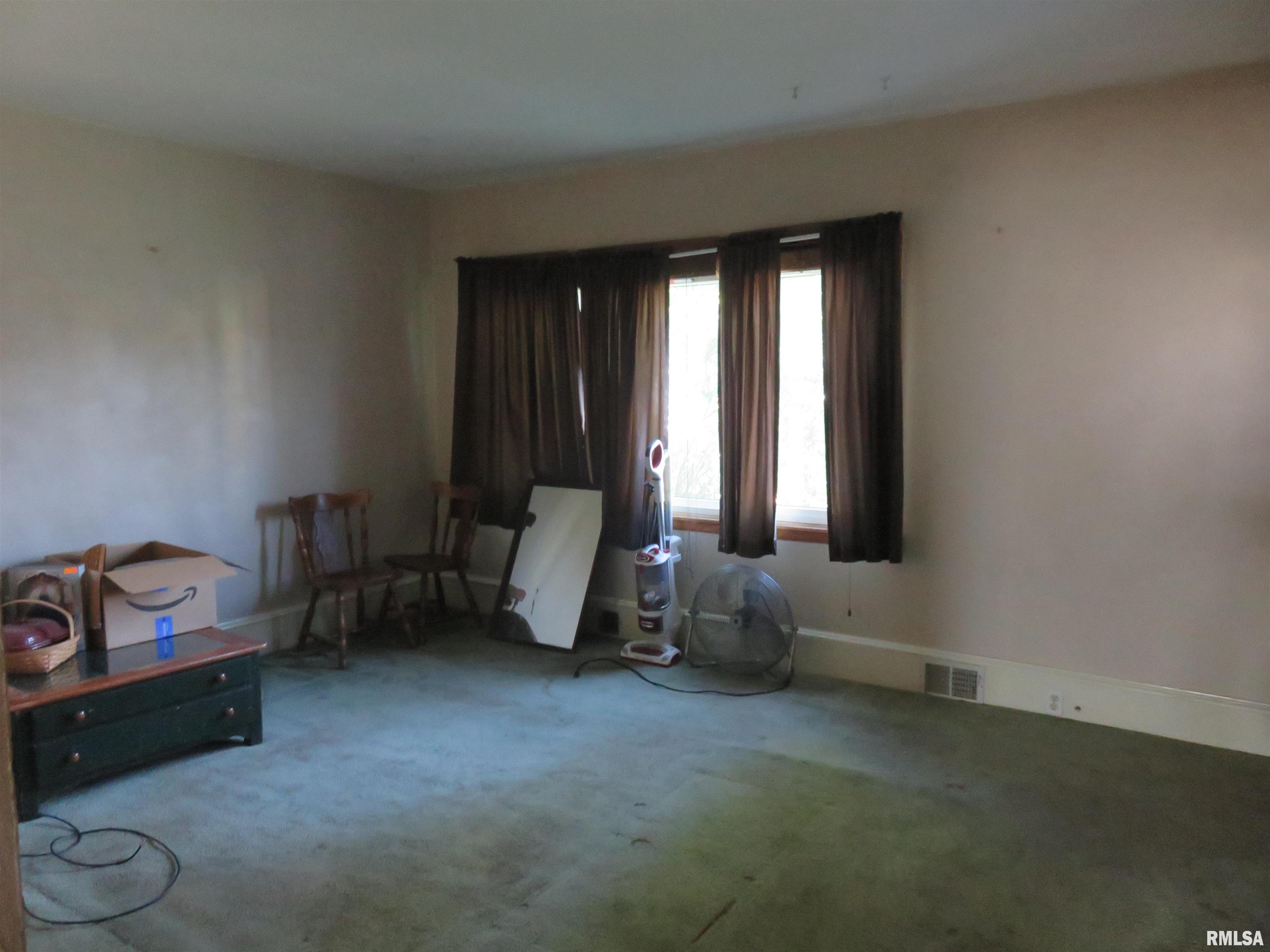 312 North 3rd Street Clinton, IA 52732 - Photo 11 of 25 Gallery Image 11