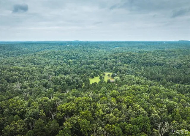 $670,000 | 3292 County Road 625, Birch Tree, MO 65438