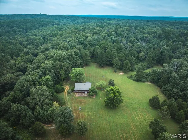 $670,000 | 3292 County Road 625, Birch Tree, MO 65438