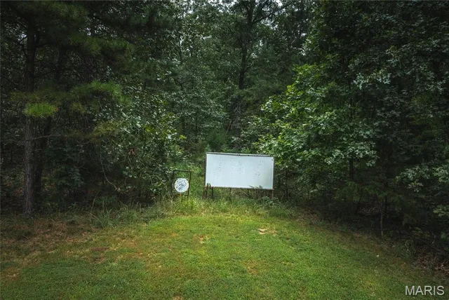 $670,000 | 3292 County Road 625, Birch Tree, MO 65438