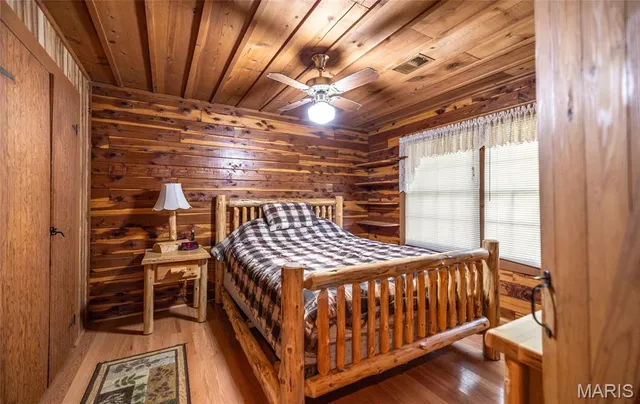 $670,000 | 3292 County Road 625, Birch Tree, MO 65438