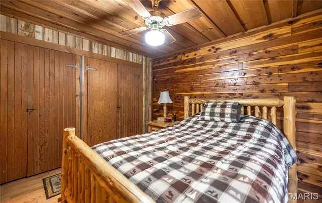 $670,000 | 3292 County Road 625, Birch Tree, MO 65438