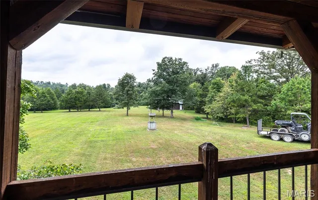 $670,000 | 3292 County Road 625, Birch Tree, MO 65438