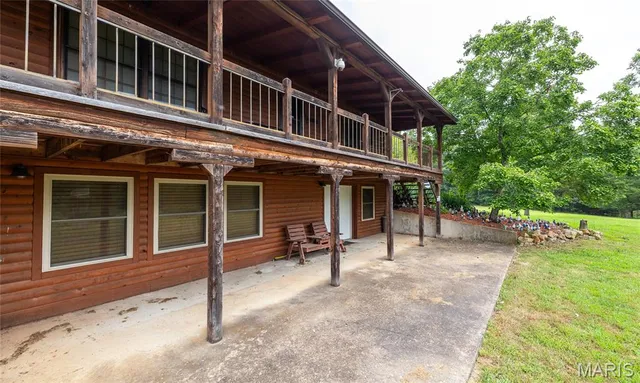 $670,000 | 3292 County Road 625, Birch Tree, MO 65438