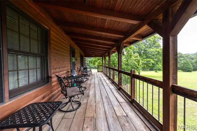 $670,000 | 3292 County Road 625, Birch Tree, MO 65438