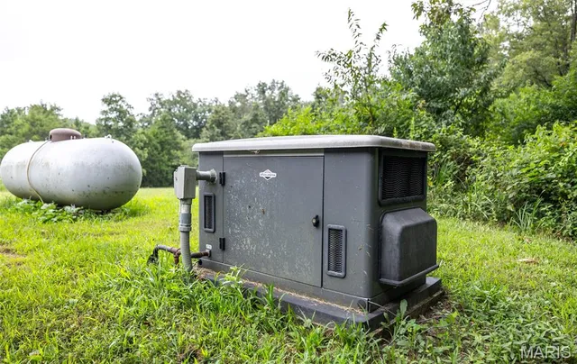 $670,000 | 3292 County Road 625, Birch Tree, MO 65438