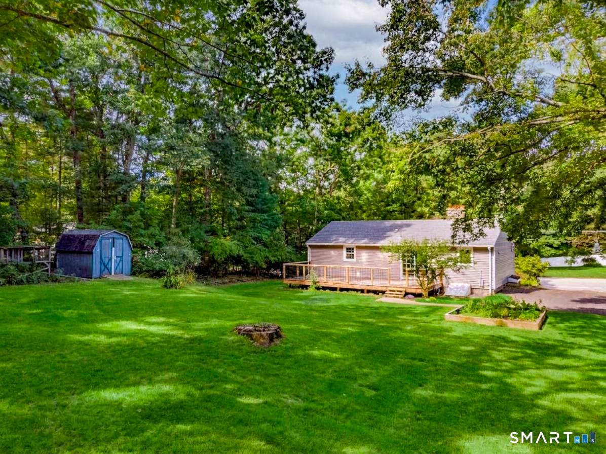 372 Crystal Lake Road Tolland, CT 06084 - Photo 8 of 27 Gallery Image 8