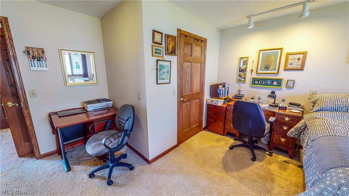 7235 Lake Road East Madison, OH 44057 - Photo 19 of 30 Gallery Image 19