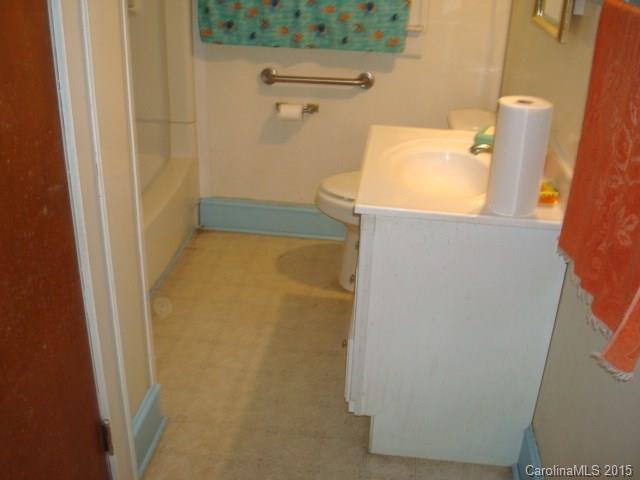 3155 Cloninger Road Dallas, NC 28034 - Photo 17 of 19 Gallery Image 17