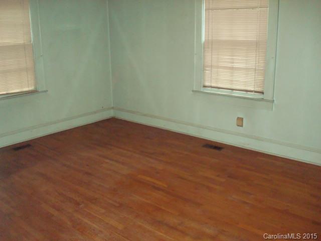 3155 Cloninger Road Dallas, NC 28034 - Photo 7 of 19 Gallery Image 7