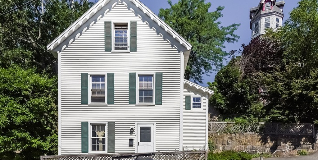 4 Spring Street Gloucester, MA 01930 - Photo 1 of 30 Gallery Image 1