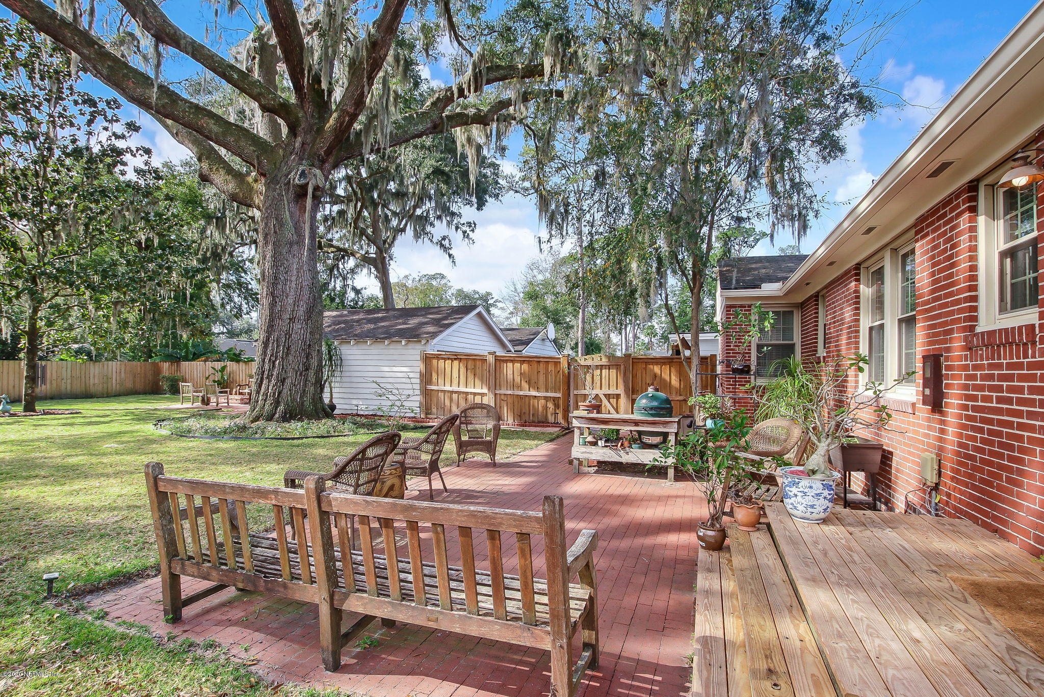 1416 Pinetree Road Jacksonville, FL 32207 - Photo 16 of 36 Patio