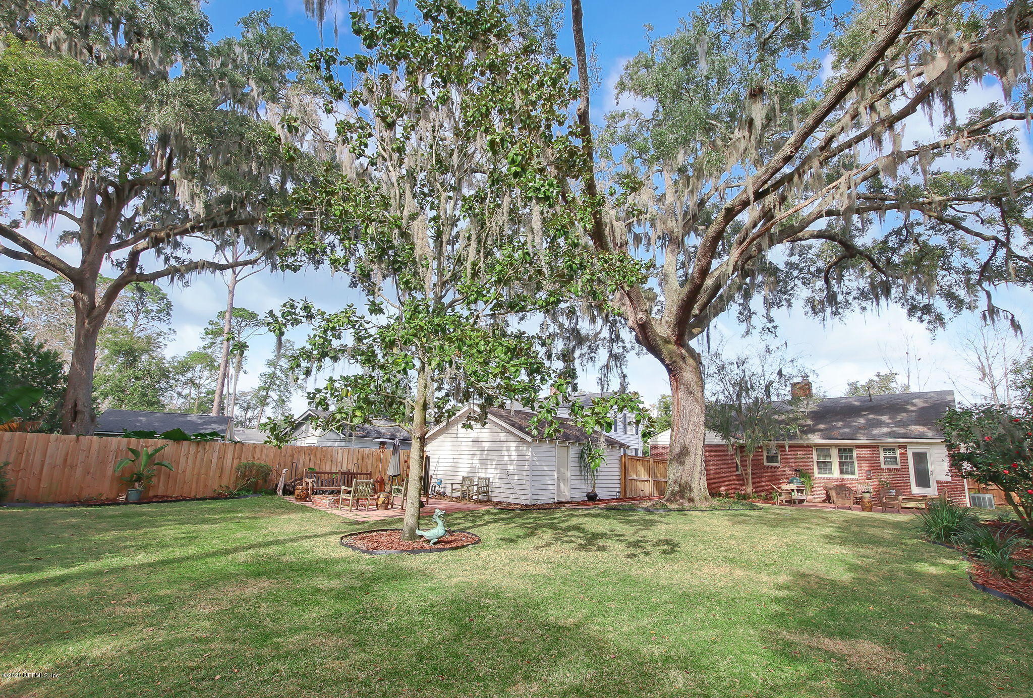 1416 Pinetree Road Jacksonville, FL 32207 - Photo 31 of 36 1416+Pinetree+Rd+Jacksonville-44-web-Bac