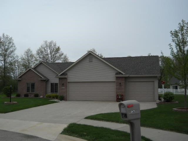 2411 Deerfield Court Decatur, IN 46733 - Photo 2 of 13