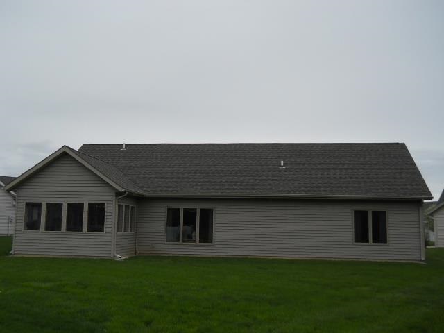 2411 Deerfield Court Decatur, IN 46733 - Photo 5 of 13