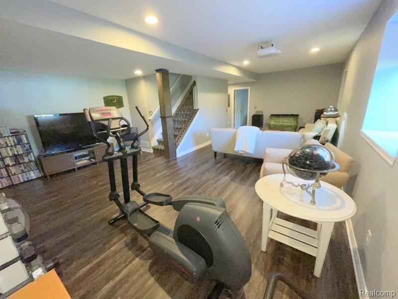 10424 River Edge Road Saline, MI 48176 - Photo 31 of 36 IMG_6706.jpg